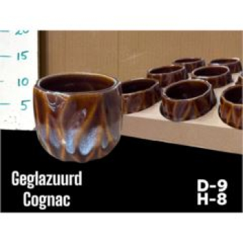 Übertopf braun